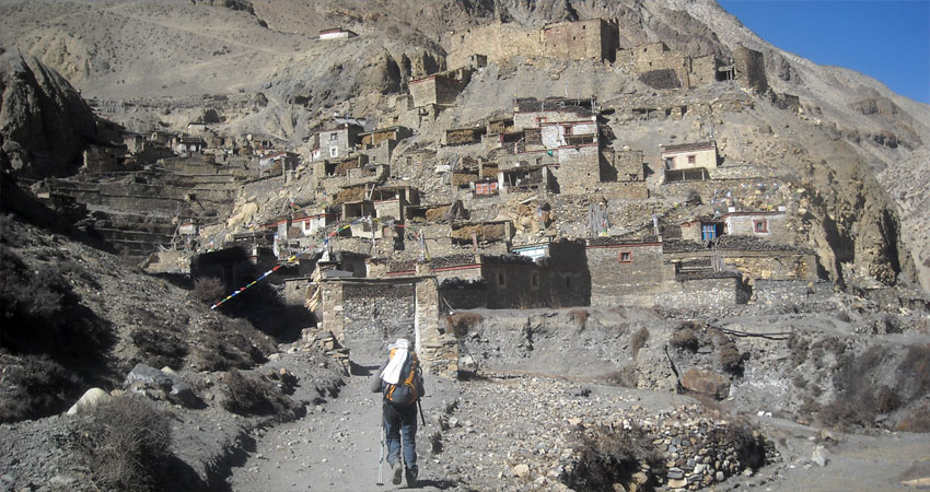 Nar-Phu Valley Trekking